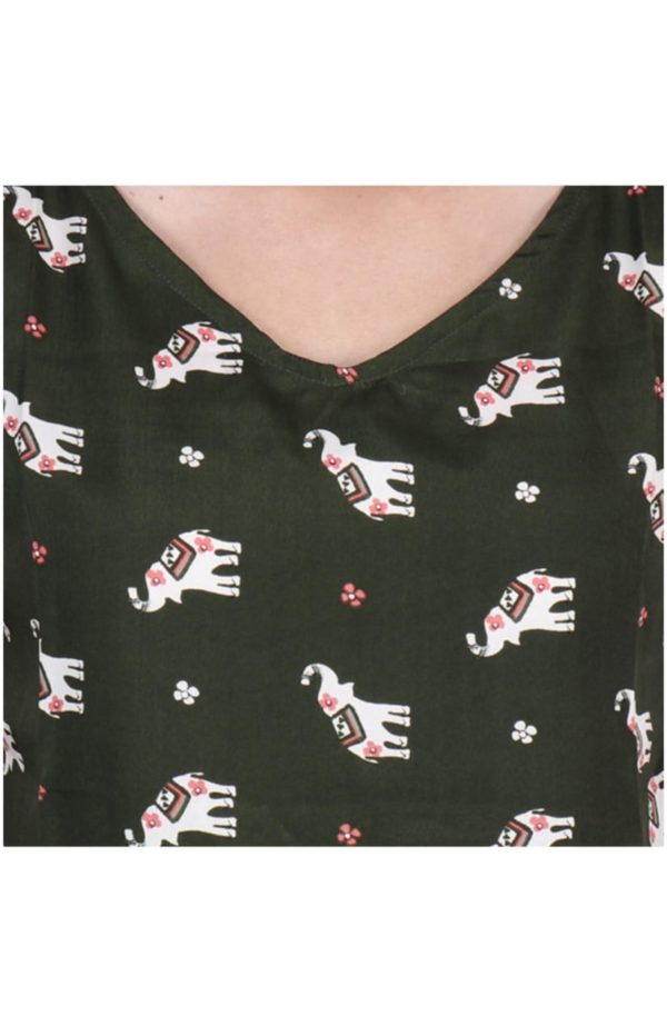 Adorable Crepe Printed Women's Top - Image 5