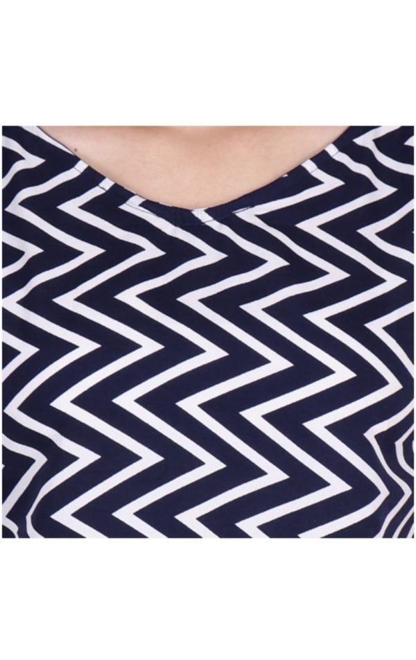 Adorable Crepe Printed Women's Top - Image 5
