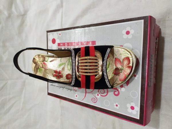 Women Sandal Pad Heel - Image 3