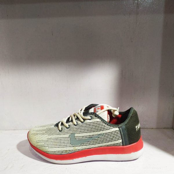 Tavera Sports Shoes For Men Buy online - Image 3
